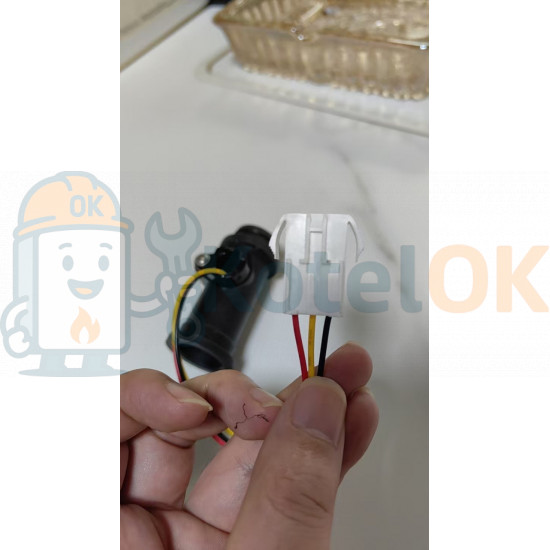 Датчик протока воды Bosch Junkers Euroline/Eurosmart ZW23 ZWA24 8738727018, 3-проводной VAFS-40